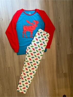 100% Cotton Merry Christmas Moose Long Sleeve Pajama Set Teal/Red Size Large